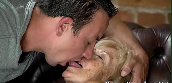  Wrinkled old woman banged and facialized